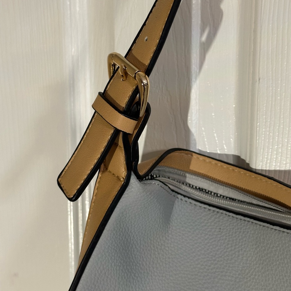 Louenhide Vegan Leather Tan And blue Saddle Bag Tote - Picture 7 of 8